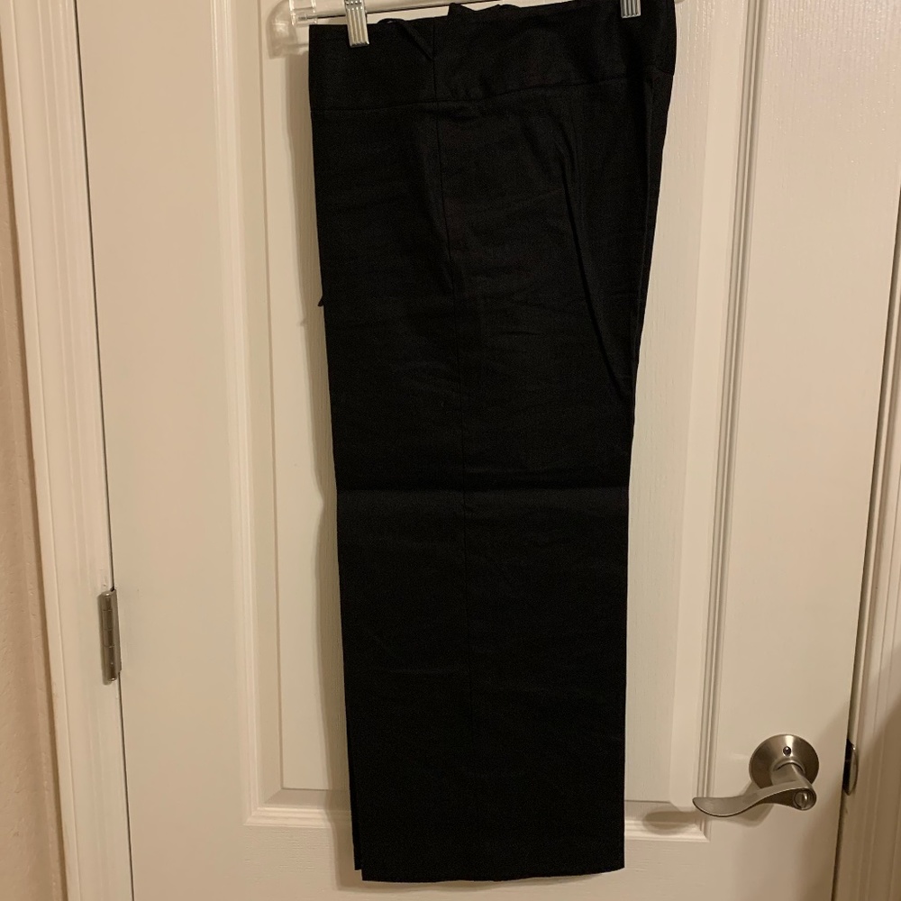 Max Studio 3/4 Linen Pant